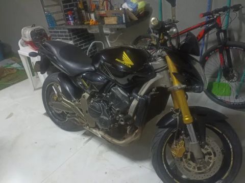 MOTO CB HORNET 600