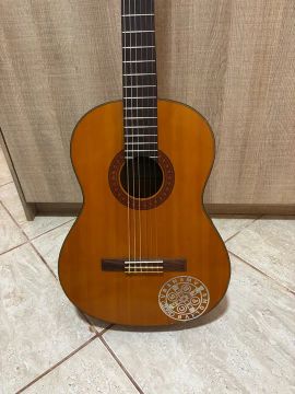 Violão YAMAHA C70 cordas de Nylon