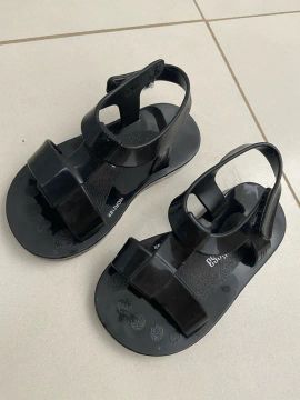 Sandálias infantis Melissa tamanho 20/21
