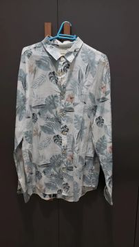 Camisa Floral - Tamanho G