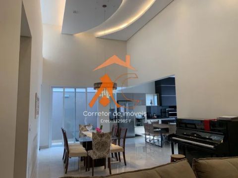 Linda casa térrea no condomínio fechado Vale Verde 