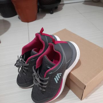 Tênis Feminino Fila