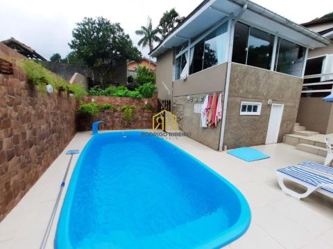 FLORIANóPOLIS - Casa Padrão - Itacorubi