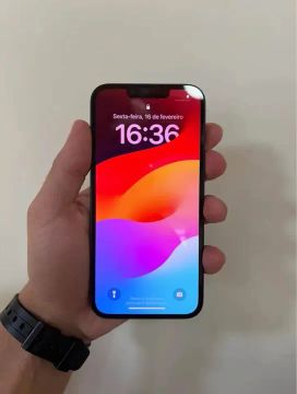 iPhone 12 