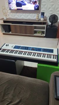 Teclado Digital Dexibell Vivo S4