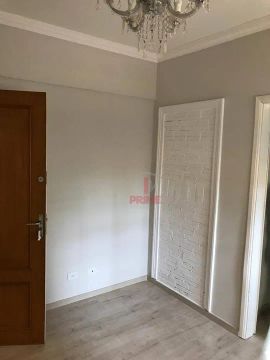 Apartamento à venda no Edifício Jamaica no centro de Londrina. Com 1 suíte, sala, cozinha,