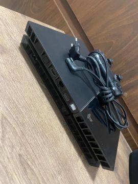 Ps4/PlayStation 4 - HD 1tb  