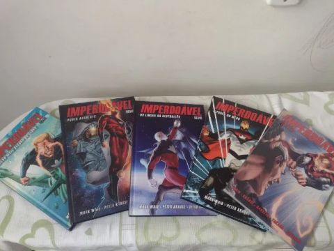 HQ IMPERDOAVEL + INCORRUPTIVEL COLEÇÃO COMPLETA 9 VOLUMES MARK WAID EDITORA DEVIR