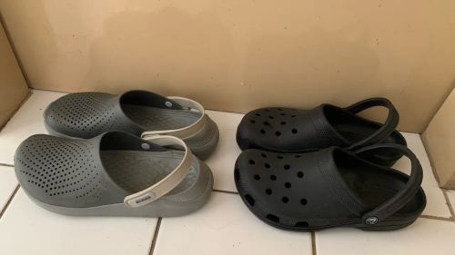 OFERTA!! Crocs - 2 pares