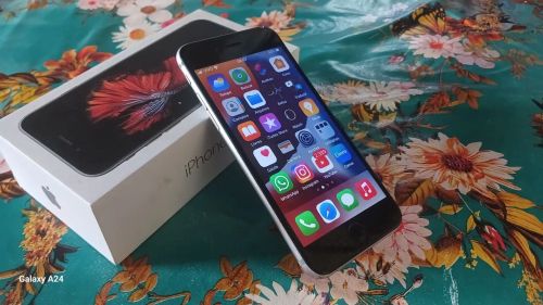 iPhone 6s 