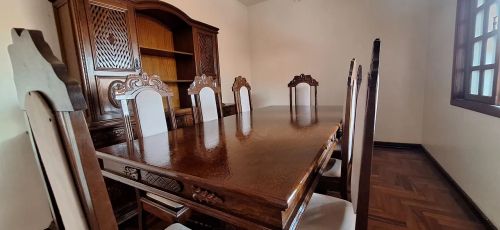 Mesa e Arnario coloniall
