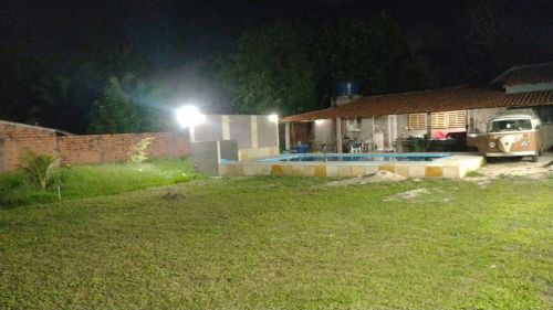 Casa Temporada com Piscina, churrasqueira e campinho