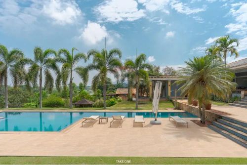 Casa luxuosa, térrea, à venda no Condomínio Lagos de Shanadu em Indaiatuba/SP