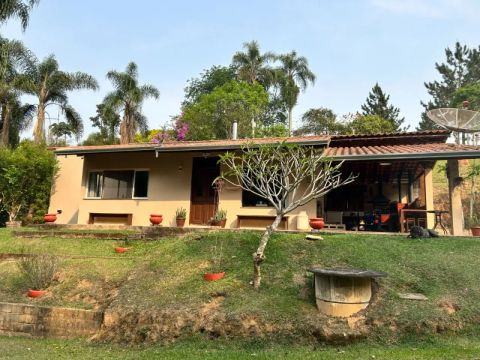 Sítio à venda, 30000 m² por R$ 1.065.000 - Biritiba Mirim/SP