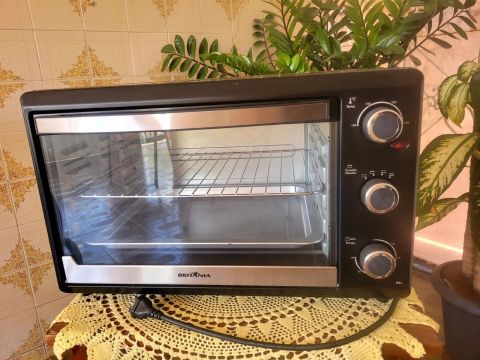 Forno Elétrico Britânia 44 Litros