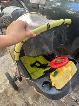 Carrinho de Bebê Jeep - Usado