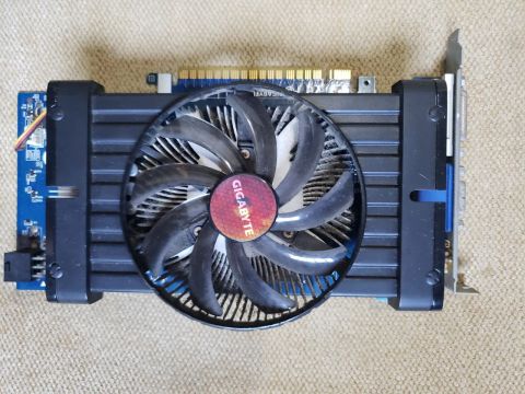 Placa Gigabyte GTX550TI DDR5