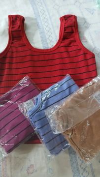 4 Blusas de Algodão Listradas vestido e calçinha masculina