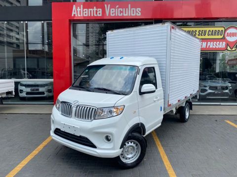 Shineray Tlux 2025 1.6 gasolina manual