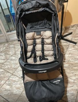 Carrinho de Bebê Voyage Delta