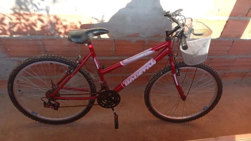Bicicleta da Huston vermelha