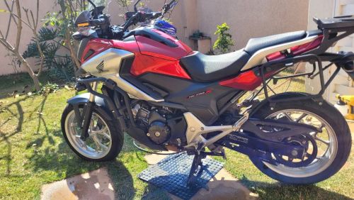 NC750X 2018 Único dono - NF - Chave reserva - Manual