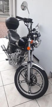 Moto intruder 125