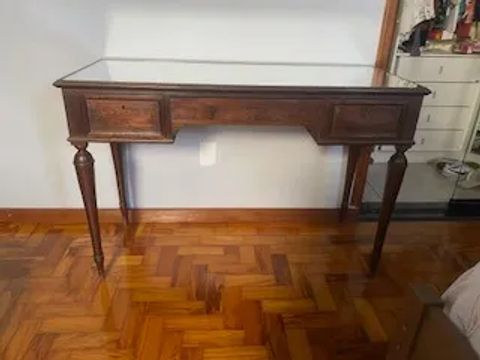 ESCRIVANINHA EM MADEIRA DE LEI  , ESTILO CLASSICOTAMPO DE ESPELHO 