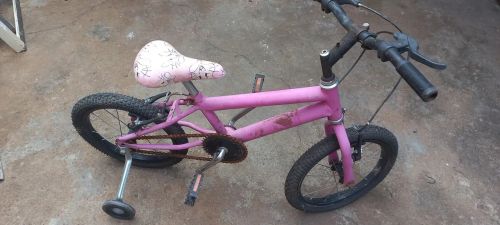 Vendo está bicicleta infantil 