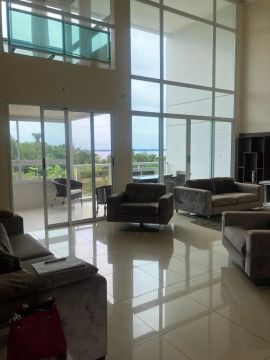 Imóvel para venda possui 211 metros quadrados com 4 quartos em Ponta Negra - Manaus - AM