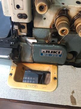 Máquina Overlock 