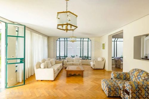 Vila Madalena | Casa com jardim e espaço gourmet!!