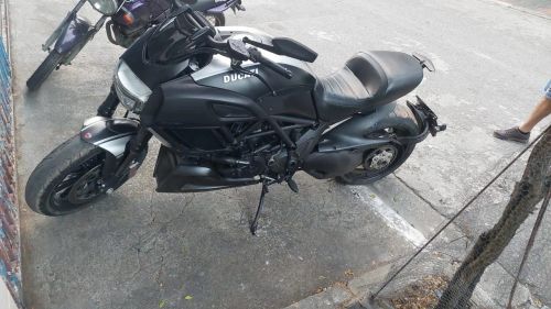 Ducati Diavel - Impecável - Preta