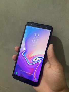 Samsung Galaxy J6 Plus - Tela Infinita