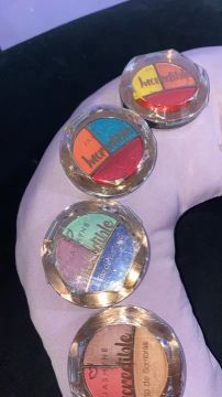 Paleta de sombras 3 cores - Incrível!