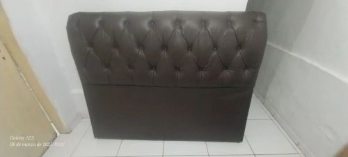 Cabeceira de Cama em Couro