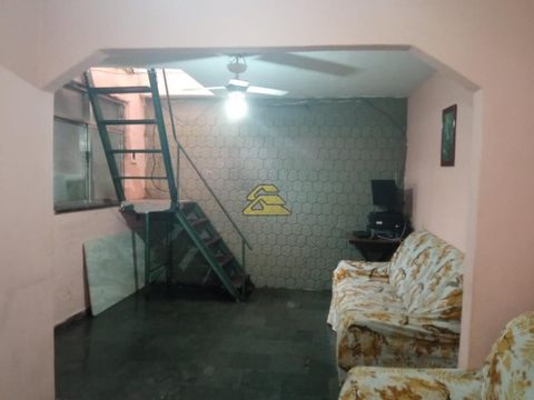 Benfica | Casa 3 quartos, sendo 1 suite