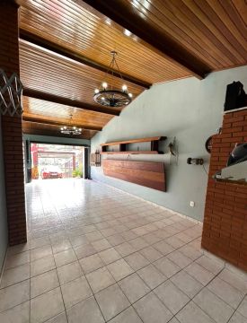 CAXIAS DO SUL - Casa Padrão - DE ZORZI