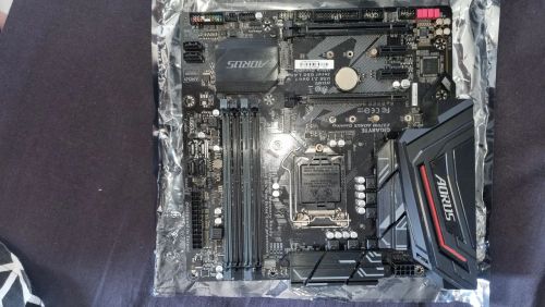 Gigabyte Z370M Aorus Gaming com Defeito