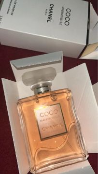 Vendo perfume feminino 