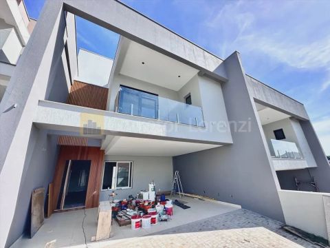 Imóvel para venda tem 163 metros quadrados com 3 quartos em Canudos - Novo Hamburgo - RS