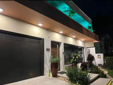 Casa em Condomínio