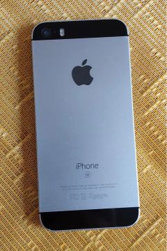 iPhone SE 2016 64gb zerado