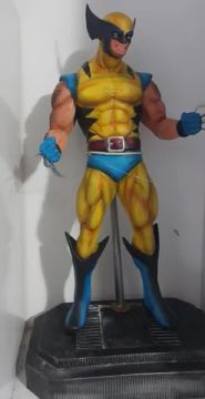 wolverine feita em resina industrial 