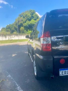 SUV Tiggo 2011