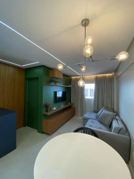 Quarto e sala mobiliado na ponta verde com lazer.