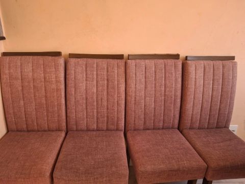 Vendo essas cadeiras pra reformar