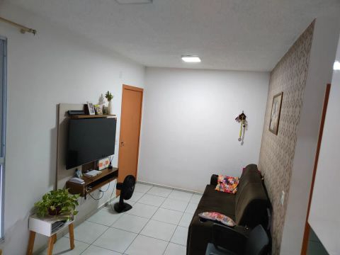 Apartamento a venda no Res. Palmeira Imperial 402 Norte
