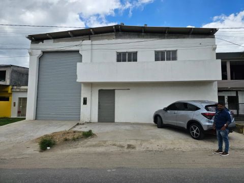 GALPÃO NOVO MOBILIADO - 350M² - localização central na RODOVIA PE 05 ( São Lourenço da Mat