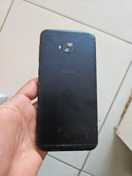 Celular Asus Zenfone 4 selfie